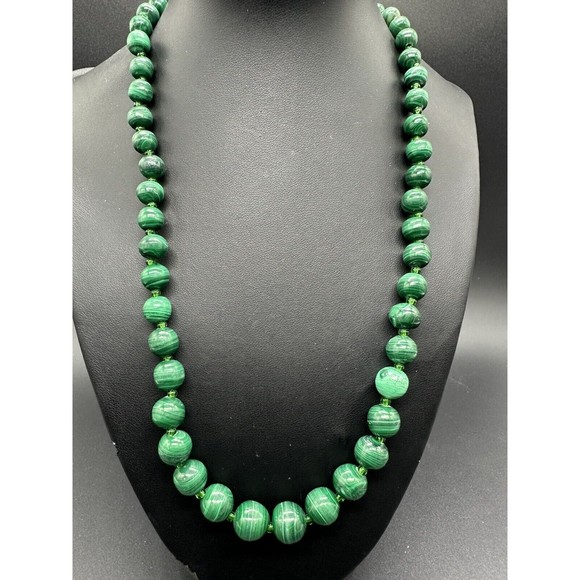 Vintage Carved Green Genuine Malachite Graduated Bead 20” Necklace - Picture 2 of 7